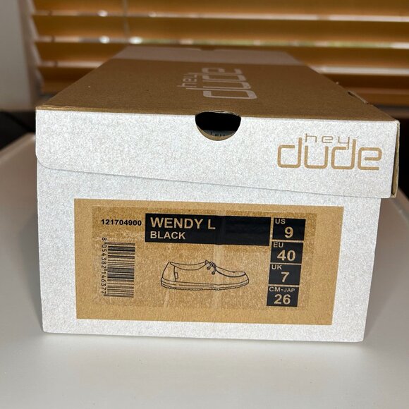 Hey Dude Womens Casual Shoe - size 9 - Picture 3 of 7